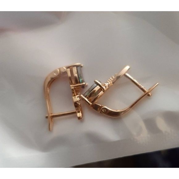 Rose gold 585 filled emerald cut alexandrite and crystal drop luxury earrings - Picture 3 of 3